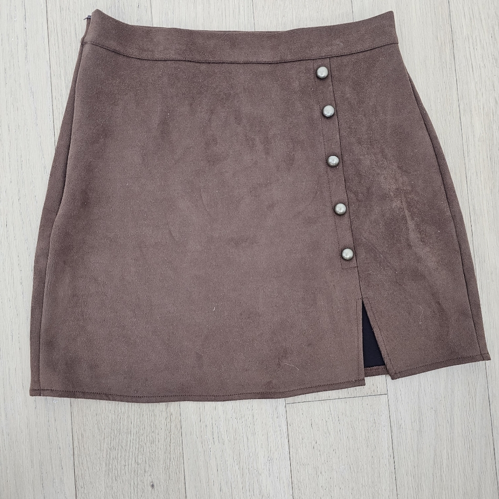 Brown Suede Button-Detail Skirt – Size L